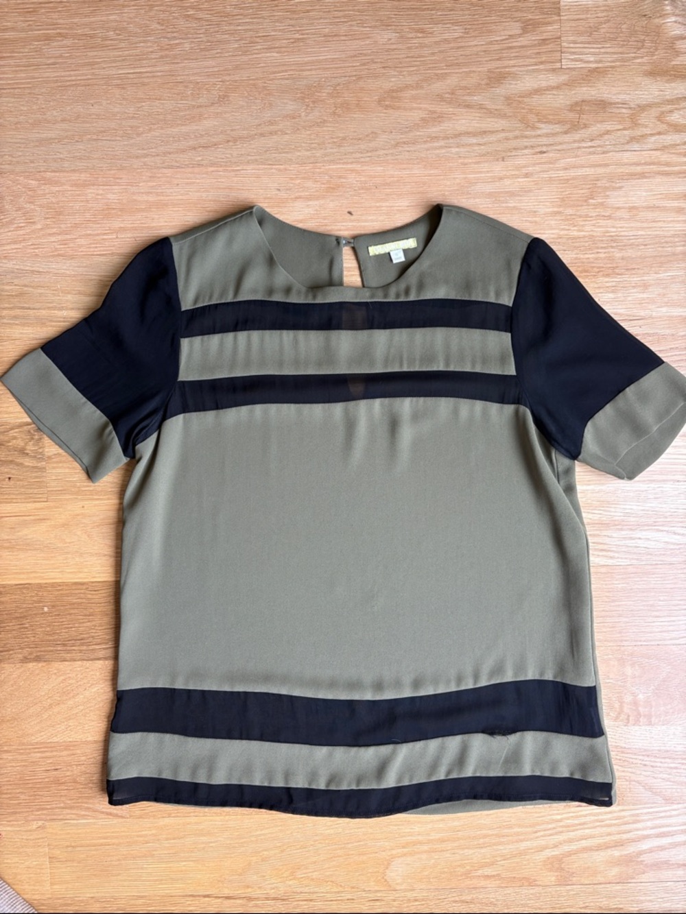 GIANNI BINI | OLIVE AND BLACK BLOUSE
